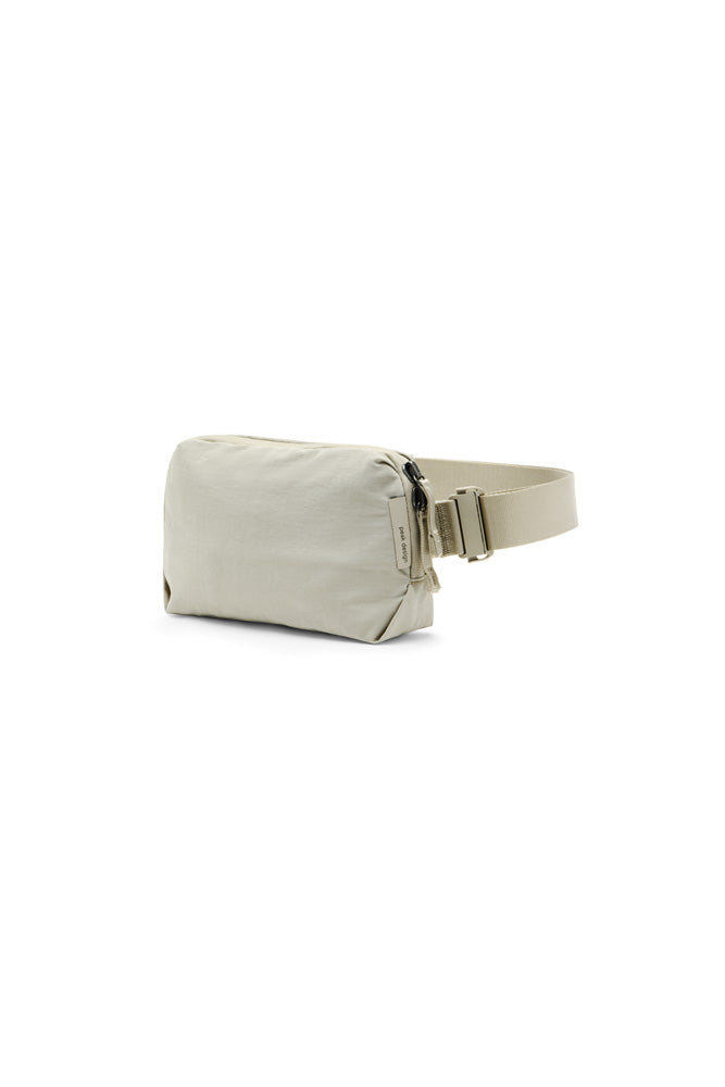 Peak Design City Sling 2L in Moon