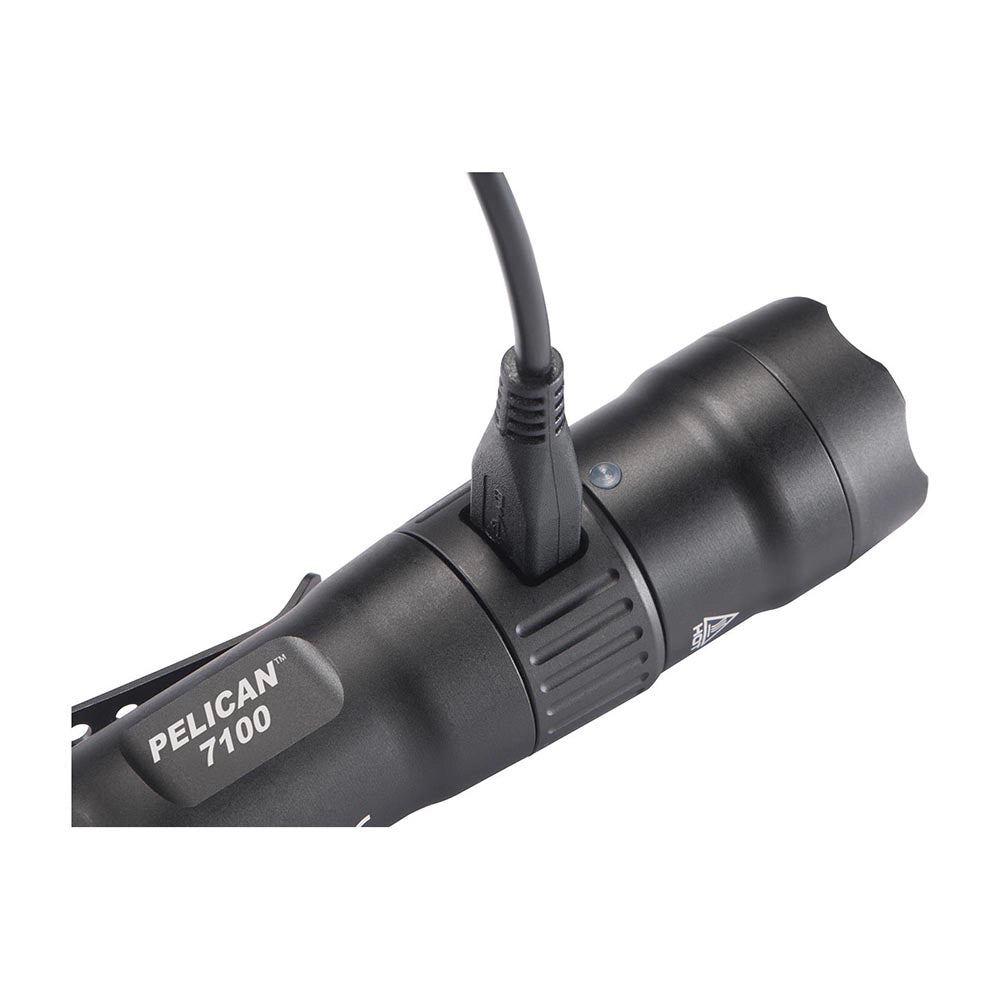 Pelican 7100 Tactical Torch Rechargeable