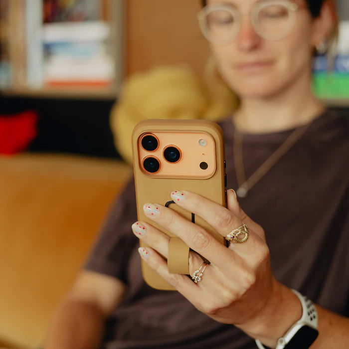 Peak Design Everyday LOOP Case for iPhone 17