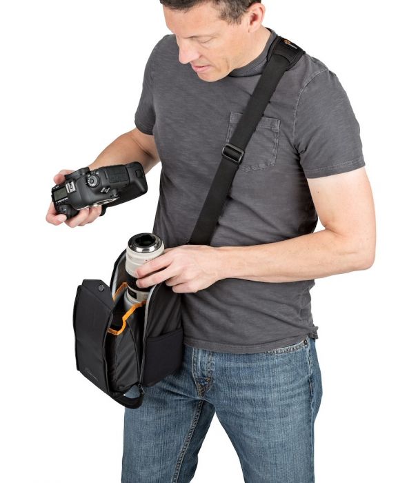 Lowepro Protactic Lens Exchange 200AW Black