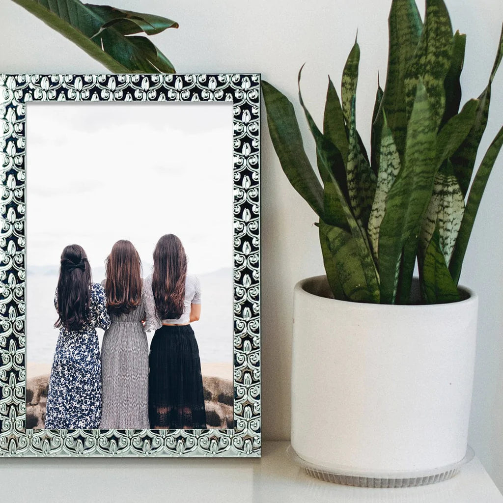 Profile Renaissance Metal Photo Frame Silver
