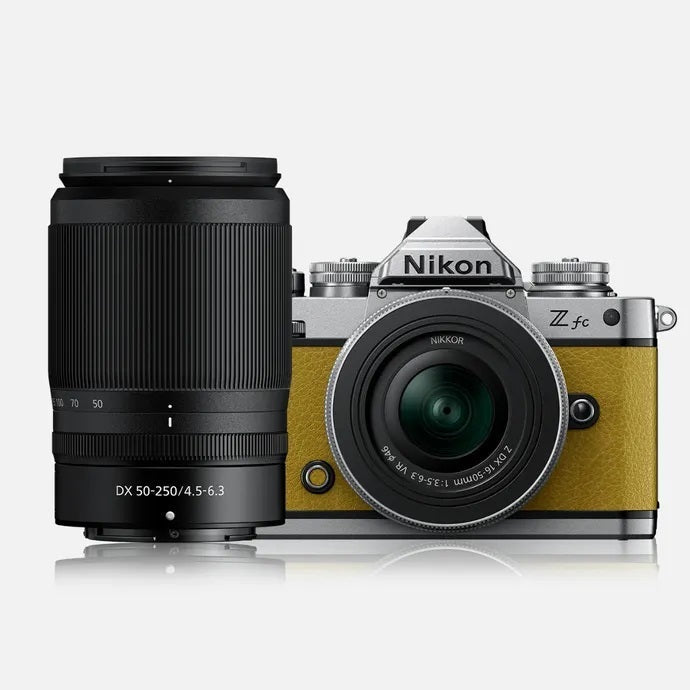 Nikon Z FC with 28mm F2.8 SE