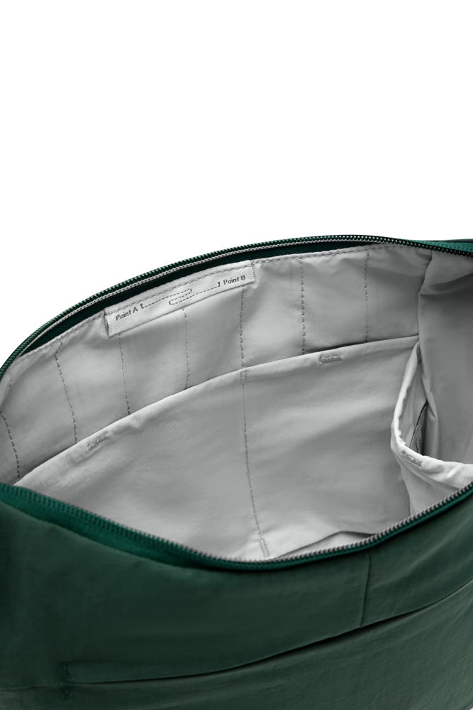 Peak Design City Crescent 6L in Cypress – detail view