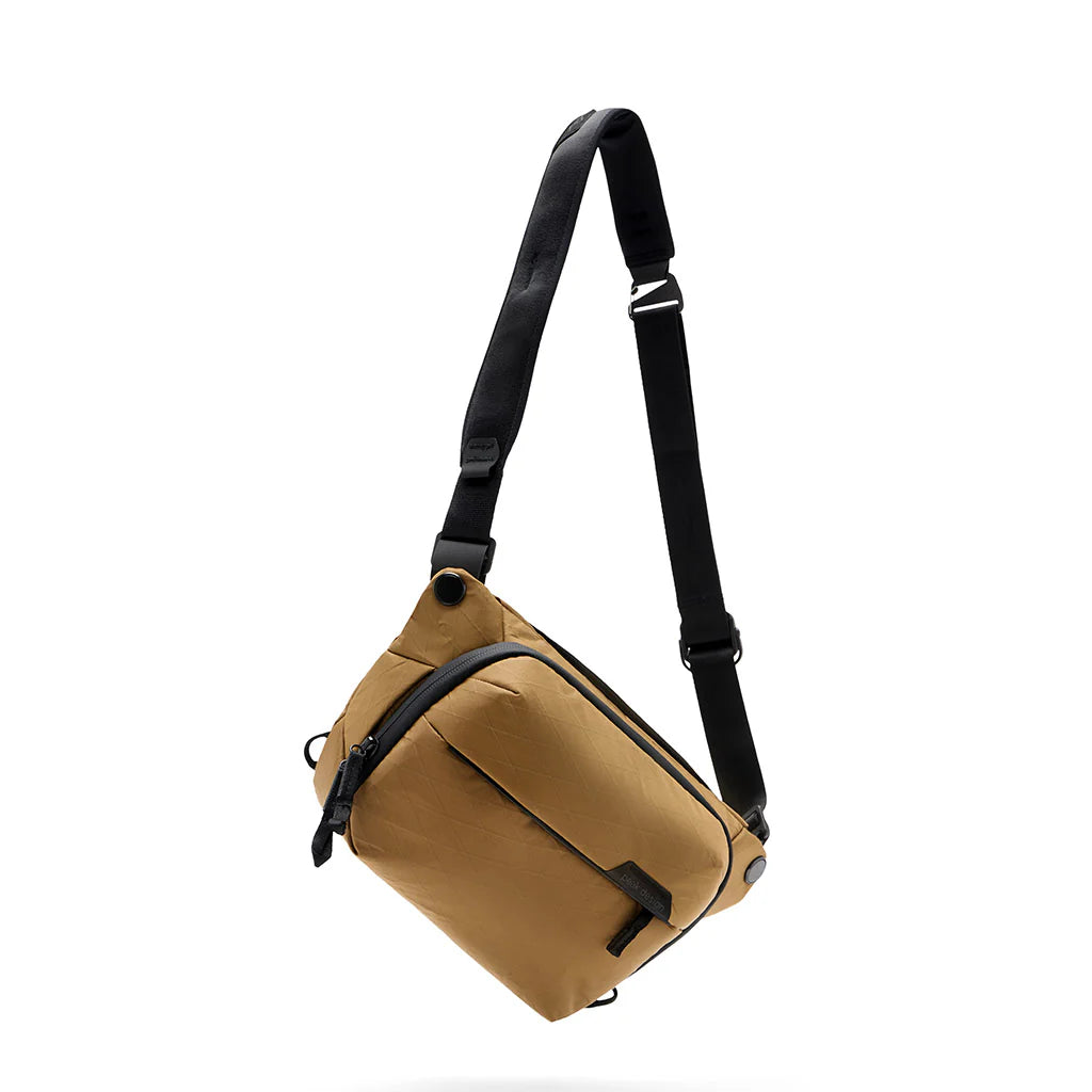 Peak Design Everyday Sling 3L