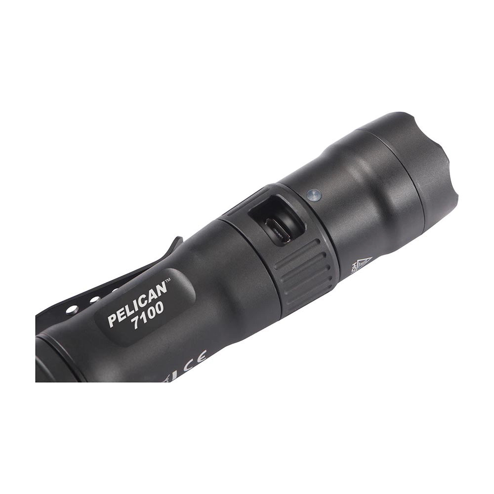 Pelican 7100 Tactical Torch Rechargeable