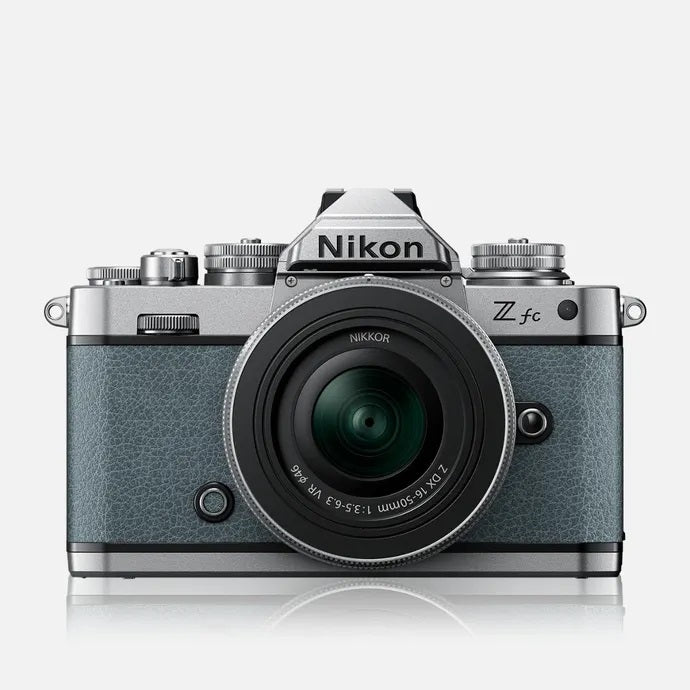 Nikon Z FC with Nikkor Z DX 16-50mm VR Silver