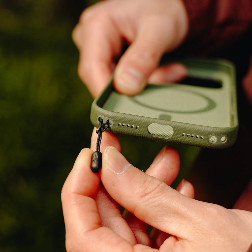 Peak Design Quick Connectors for Mobile Straps
