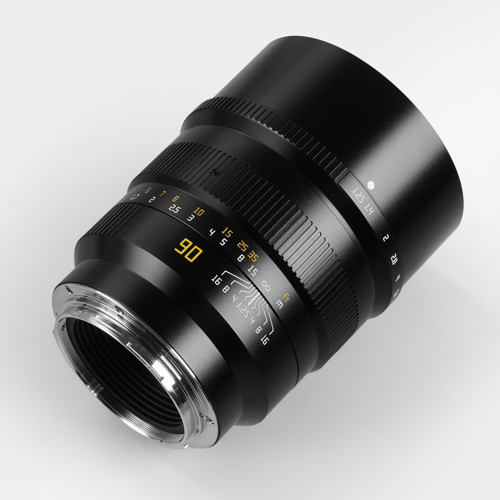 TTArtisan 90mm F1.25